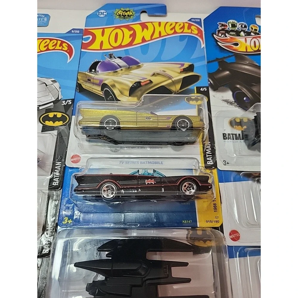 Hot‎ Wheels Batmobile's Lot of 12 Versions